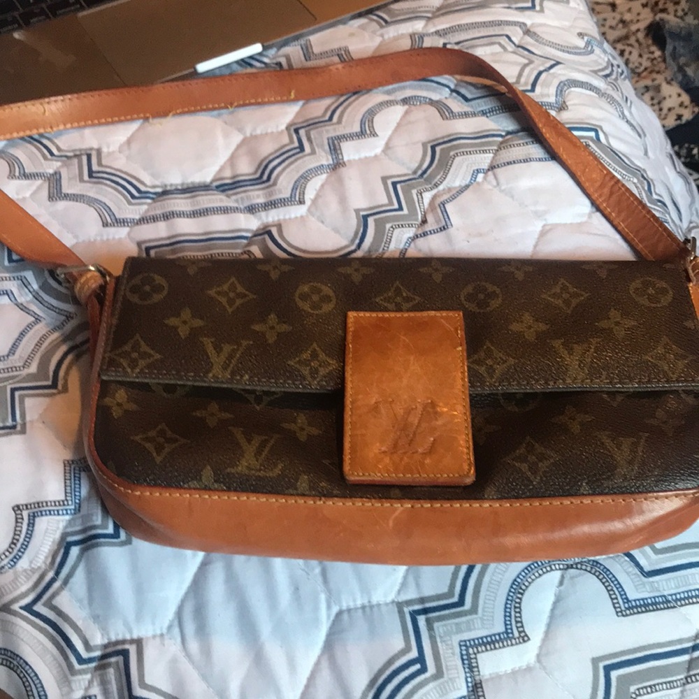 Vintage Louis Vuitton Bag (used)